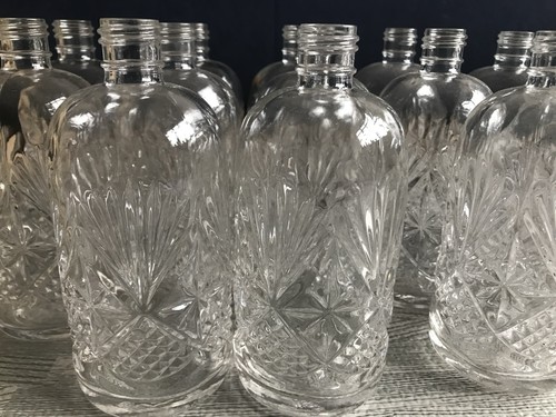 Crystal bud vases table - 12,