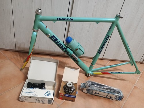 Nos 1990s vintage - frame, white