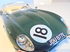 Jaguar E Bburago 1/18 1961 number 18 Excellent Jaguar E Type Cabriolet - Green