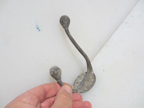 Antique brass coat - brass,