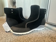 BNWT UGG AUSTRALIA TREAD LITE Black Suede Leather boots Sz UK 6.5 US 8