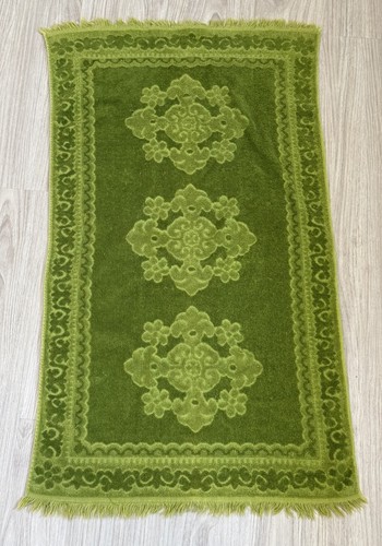 Vtg bath towel sculpted - towel,