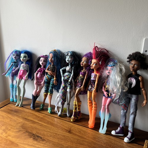 Monster high dolls clawd - 9,