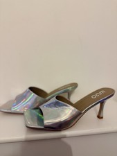 EGO GREY SHINY SHOES SIZE 8