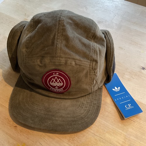 Bnwt osfm medium adidas - bnwt,