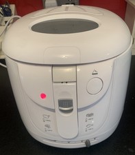 Currys Essentials C20FFW10 Deep Fryer