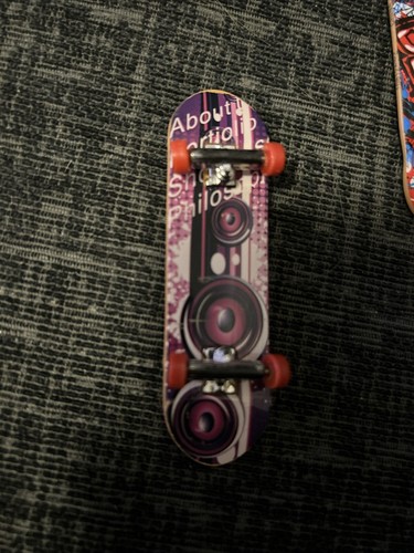 Tech deck style fingerboard - deck,