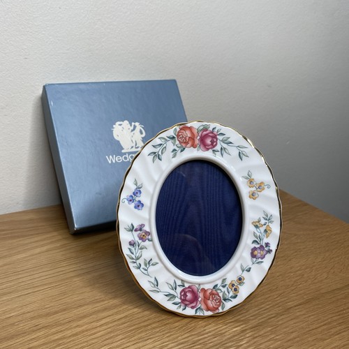 Wedgwood oval porcelain photo - oval,