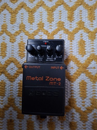 Boss metal zone - zone,