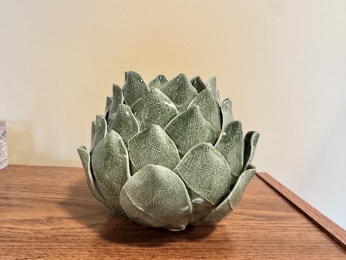Tall artichoke tea light - artichoke,
