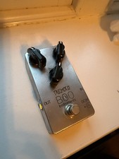 Boutique Tremolo pedal by Boo