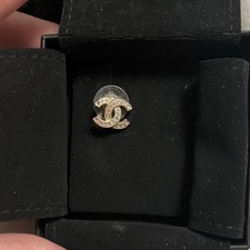 CHANEL Logo  Pale Pink Crystal