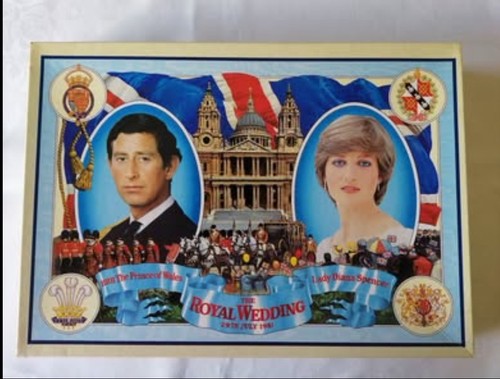 Vintage sealed 1981 royal - 1981,