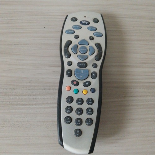 Sky remote control - hd,