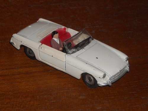 Vintage dinky 113 - dinky, white