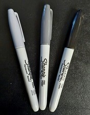 2, 3, or 4 Genuine Sharpie Permanent Pens in Colour Group Bundles - Art / Crafts