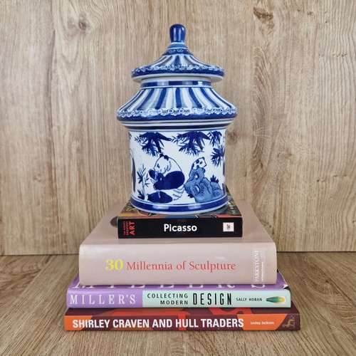 Vintage chinese blue and white - blue,