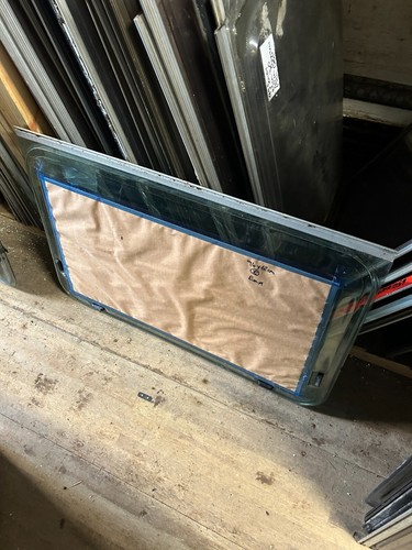 Roma caravan side window 94 - ,