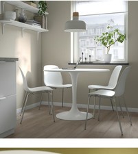 Dinning Table With Chairs