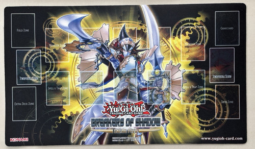 Play mat sneak - yu-gi-oh!,
