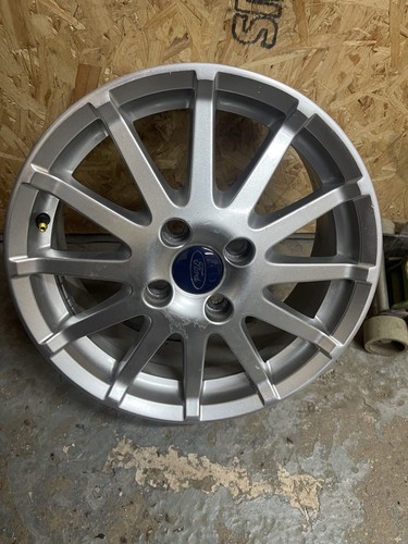 Ford fiesta mk6 titanium - 16",