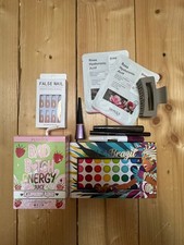 MAKE UP BUNDLE EYESHADOW PALETTE SKINCARE MAKEUP CHRISTMAS GIFT JOBLOT 15 ITEMS