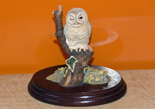 Border fine arts resin owl - fine,