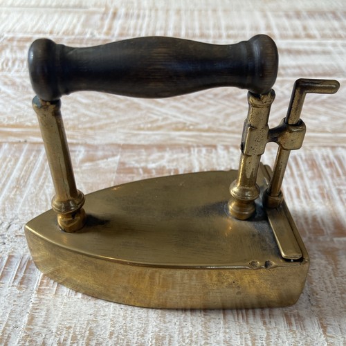 Slug iron with - wooden, &