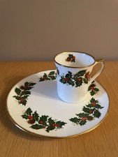 Queen's Vintage Fine Bone