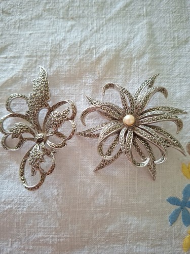 Large vintage brooches - 2,