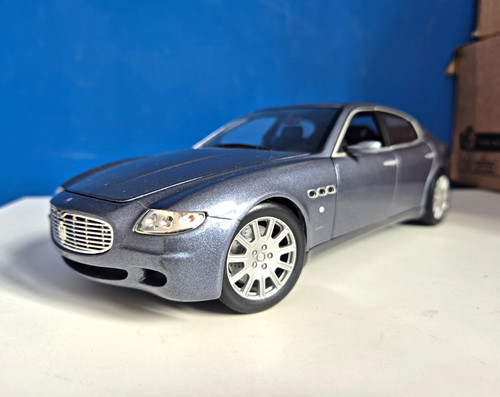 Hot wheels 2003 maserati - hot,