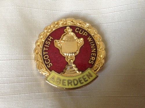 Vintage aberdeen scottish cup - "scottish,