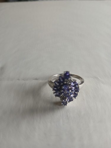 Blue tanzanite rhodium - blue,