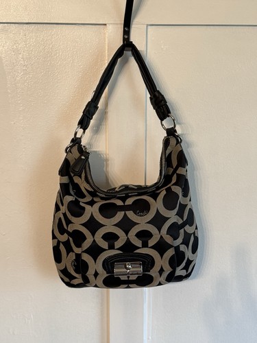 Coach signature large hobo - large,