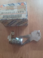 Nissan Urvan E24,tailgate lock