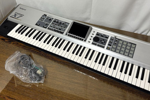 Roland fantom key music - x7,