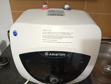 Ariston kiwa EP10UR 2kW 10 Litre Under Sink Water Heater