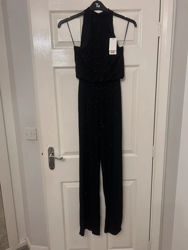 Black sleeveless glitter