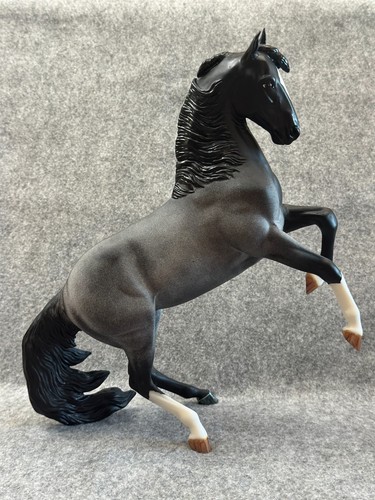 Breyer 2026 custom - 2026, traditional