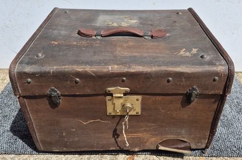 Vintage square canvas - vintage, leather