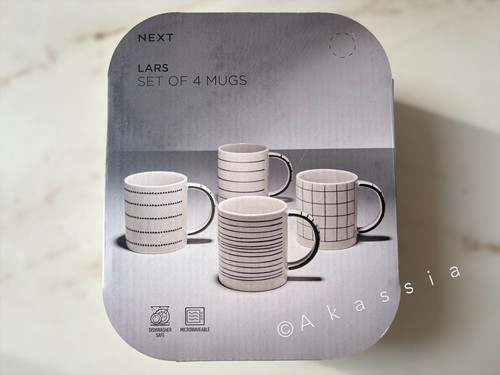 Next set monochrome - next, lars