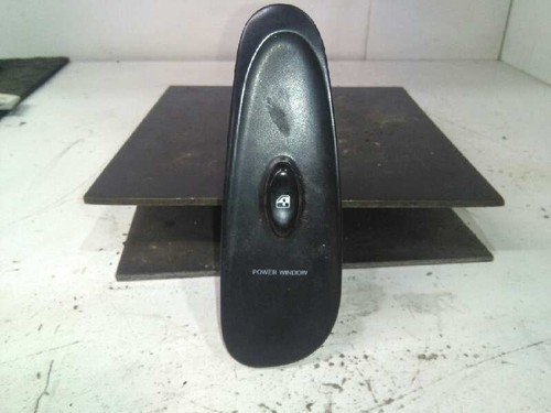 Right front power window - front,