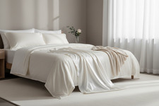 Silk Bedding. 4 Piece Silk