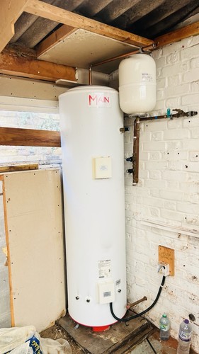 Main hot water - main, unvented