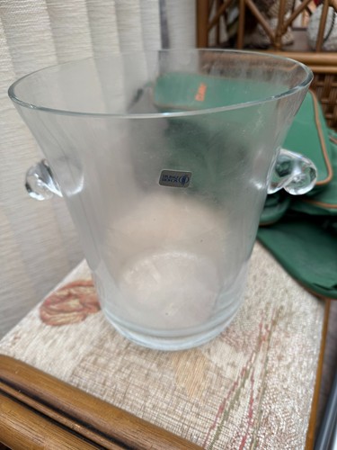 Champagne glass bucket - champagne,