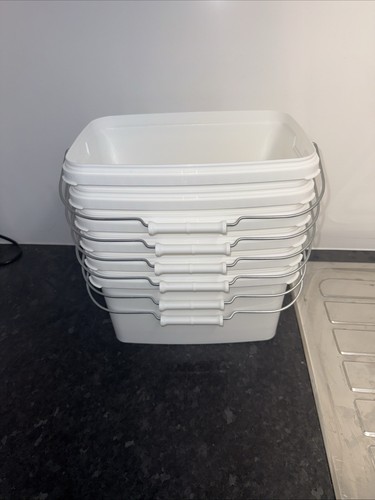 Litre plastic buckets - 6, 5