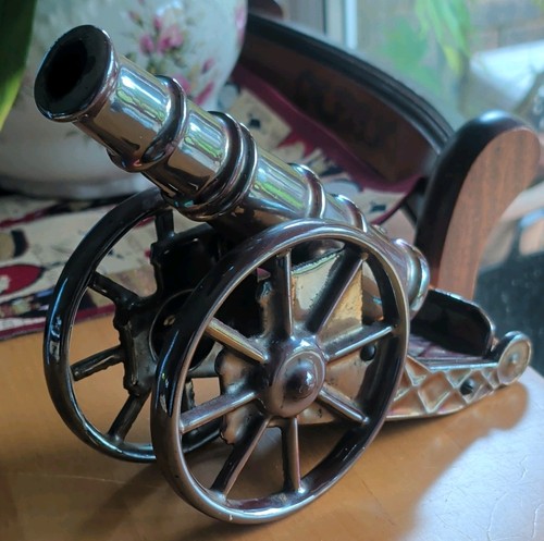 Antique victorian cast iron - cast,