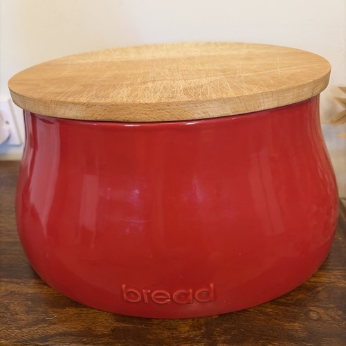 Next large red ceramic - red, bread