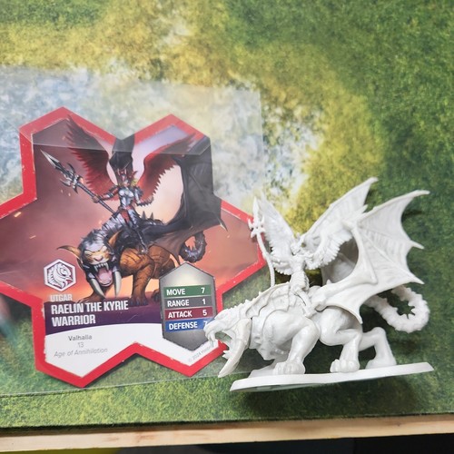 Heroscape raelin the kyrie - raelin,