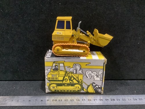 Vintage cat 115 955 - -, track